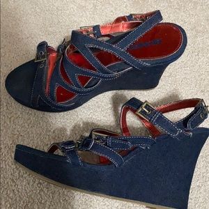 Jean material wedges